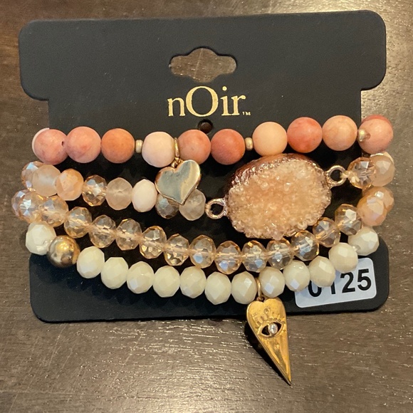 #0125 NWT NOIR BEADED BRACELET SET  EVIL EYE CHARM BLUSH/GOLD - Picture 1 of 1